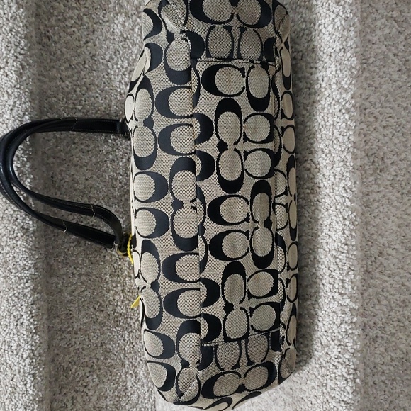 Coach monogram shoulder bag and wallet set - Picture 2 of 14